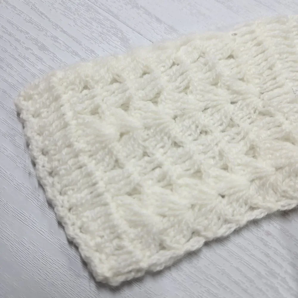 Vintage Clo Knit White Cardigan Baby Sweater Unisex Soft Knitted